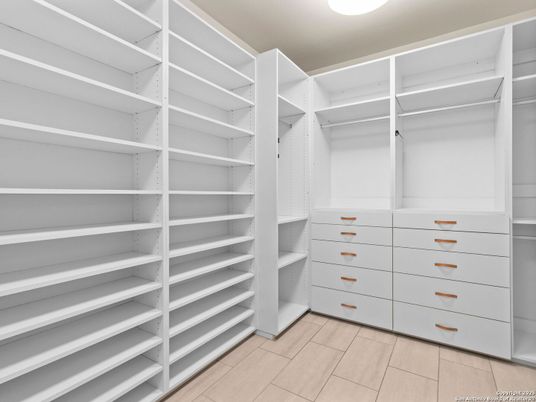 Interior, Walk-in Closets, Wood Texture Flooring