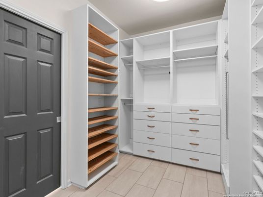 Interior, Walk-in Closets, Wood Texture Flooring