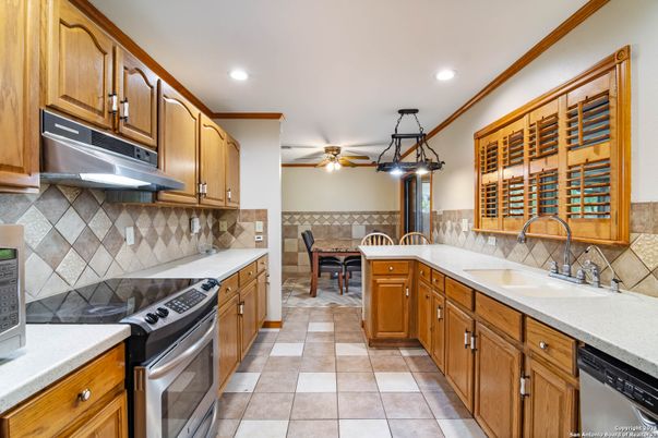 Dining room, Interior, Kitchen, Recessed Lighting, Stone Walls