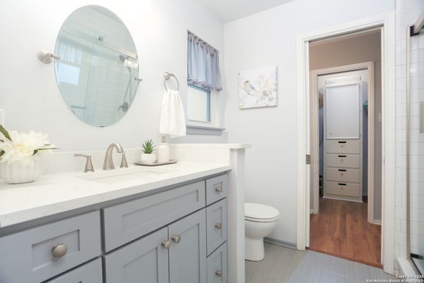 Bathroom, Dual Sink Vanities, Interior, Wood Texture Flooring