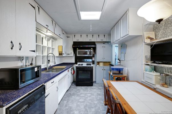 Interior, Kitchen, Tile Countertops
