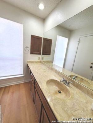 Bathroom, Interior, Recessed Lighting, Wood Texture Flooring