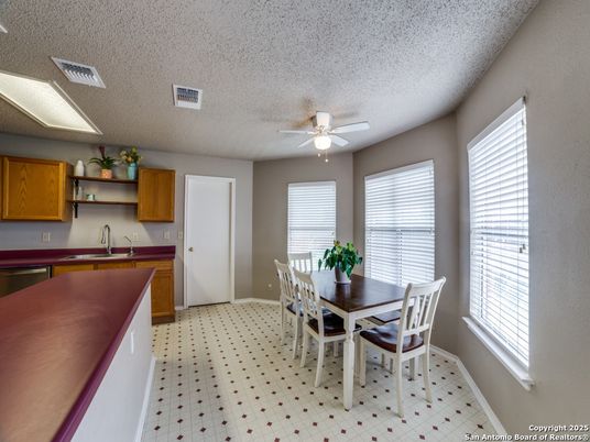 Dining room, Interior