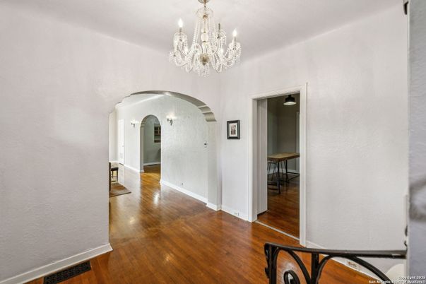 Chandelier, Interior, Wood Texture Flooring