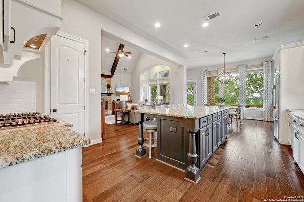 Dining room, Interior, Kitchen, Pendant Lights, Recessed Lighting, Wood Texture Flooring