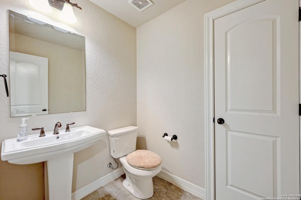 Bathroom, Interior