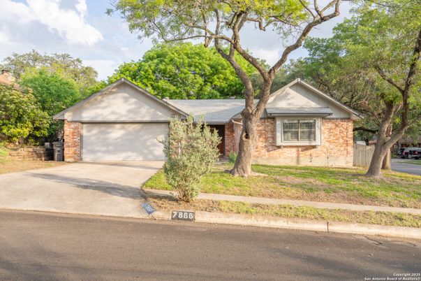 Attached, Exterior, Facade, Brick Facade, Ranch