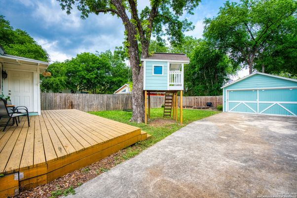 Backyard, Detached Garage, Exterior