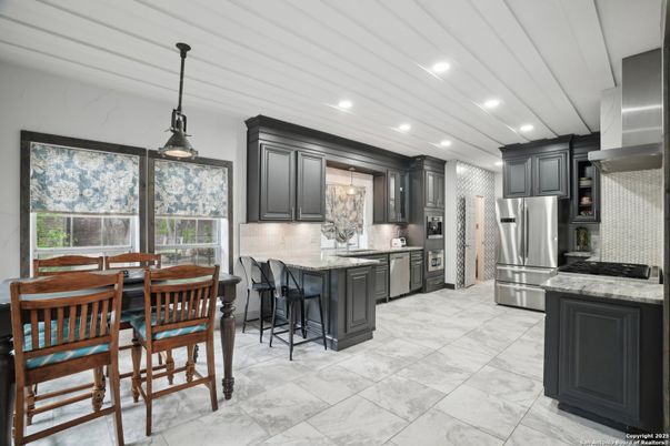 Dining room, Interior, Kitchen, Marble, Pendant Lights, Recessed Lighting, Stainless Steel Appliances