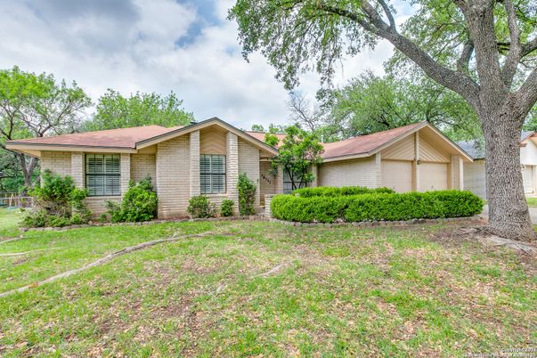 Attached, Backyard, Exterior, Facade, Ranch