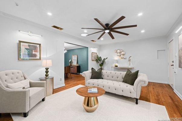Interior, Living room, Recessed Lighting, Wood Texture Flooring
