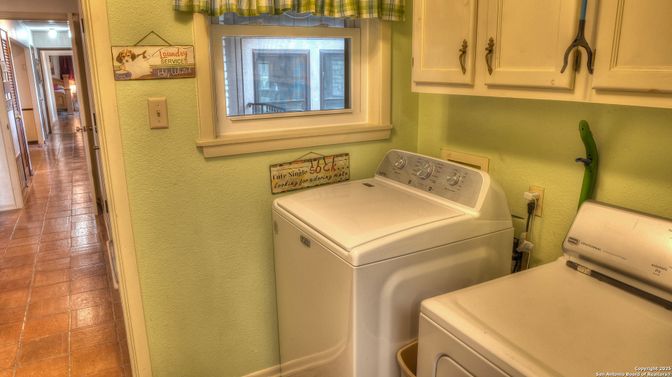 Interior, Washer
