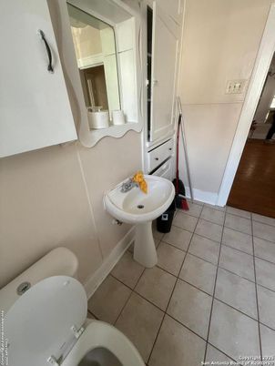 Bathroom, Interior