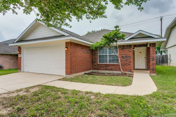 Attached, Exterior, Facade, Brick Facade, Ranch