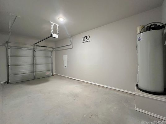 Garage, Interior