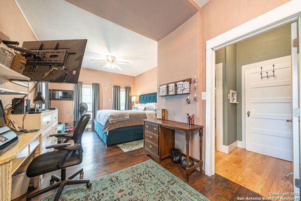 Bedroom, Home Office, Interior, Wood Texture Flooring