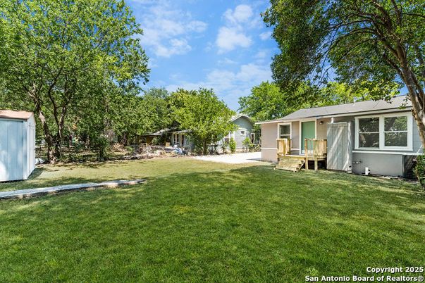 Backyard, Exterior