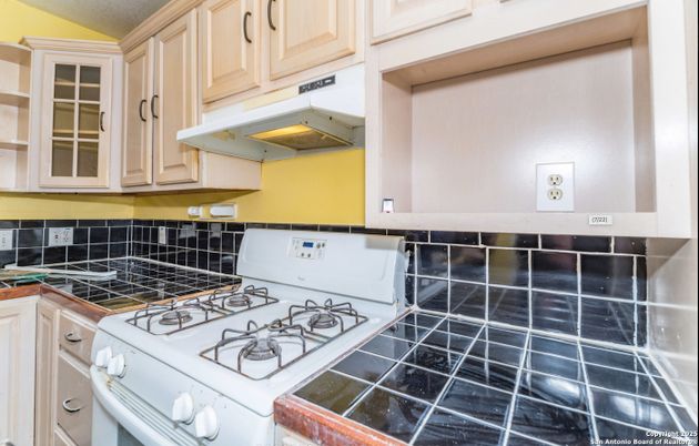 Interior, Kitchen, Tile Countertops