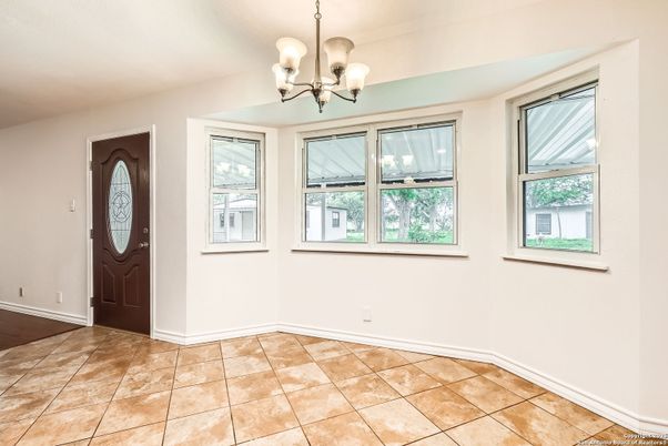 Chandelier, Empty room, Interior