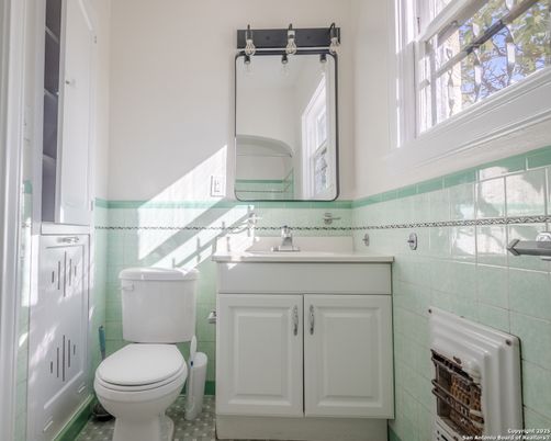 Bathroom, Interior