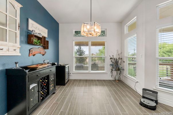 Interior, Pendant Lights, Wood Texture Flooring