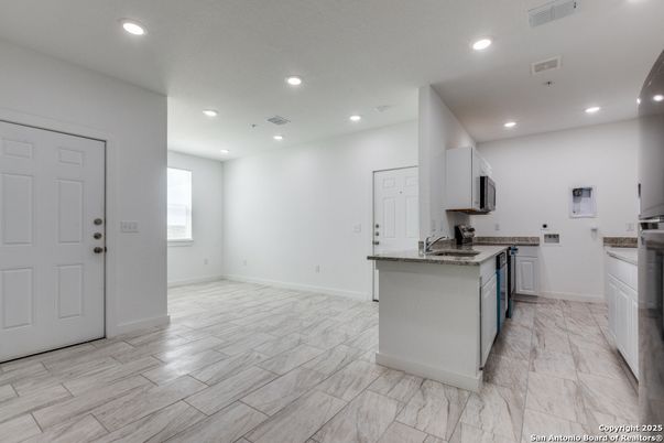 Interior, Kitchen, Marble, Recessed Lighting