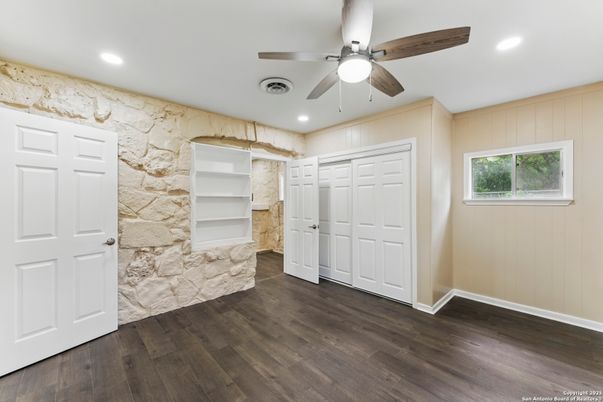 Empty room, Interior, Recessed Lighting, Stone Walls, Wood Texture Flooring