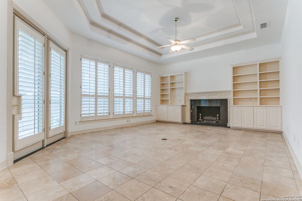Empty room, Fireplace, Interior