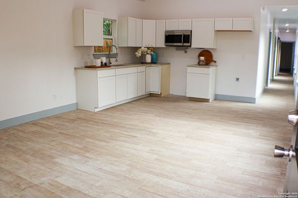 Interior, Kitchen, Recessed Lighting, Wood Texture Flooring