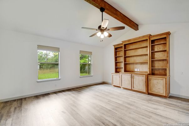Empty room, Interior, Wooden Beams, Wood Texture Flooring