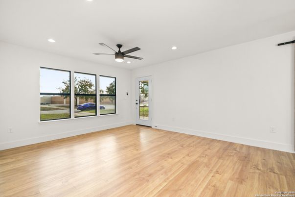 Empty room, Interior, Recessed Lighting, Wood Texture Flooring
