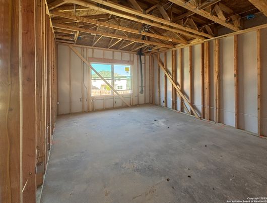 Empty room, Interior, Wooden Beams, Wooden Ceilings