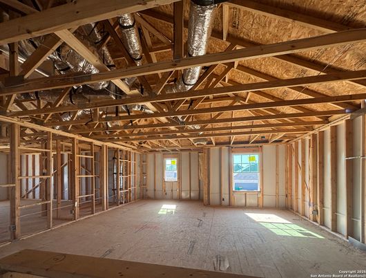 Empty room, Interior, Wooden Beams, Wooden Ceilings