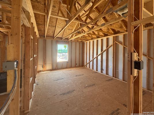 Empty room, Interior, Wooden Beams, Wooden Ceilings