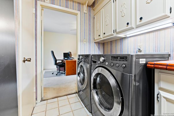 Interior, Washer