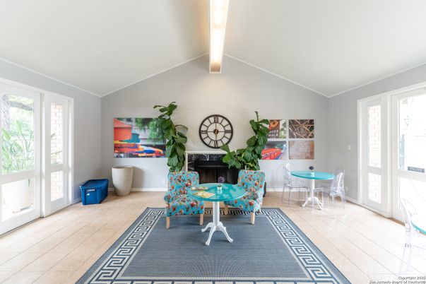 Dining room, Fireplace, Interior