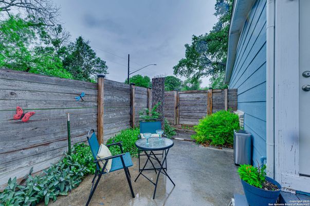 Backyard, Exterior