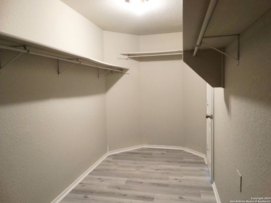 Interior, Walk-in Closets, Wood Texture Flooring