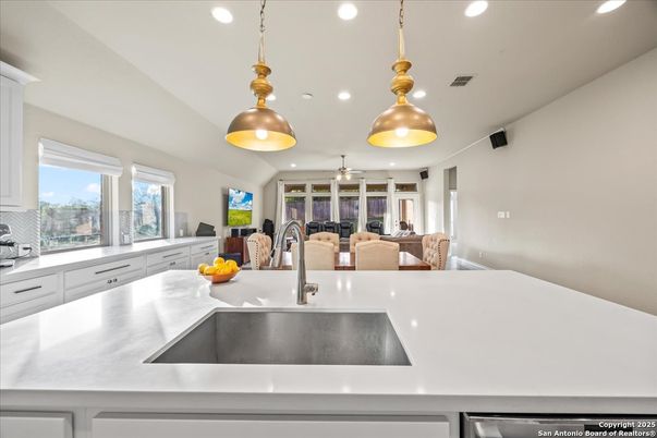 Dining room, Interior, Kitchen, Pendant Lights, Recessed Lighting