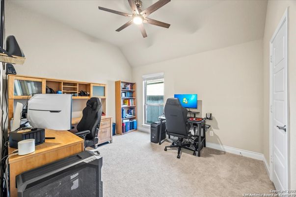 Home Office, Interior