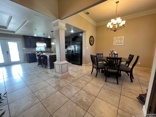 Chandelier, Dining room, Interior, Kitchen, Pendant Lights