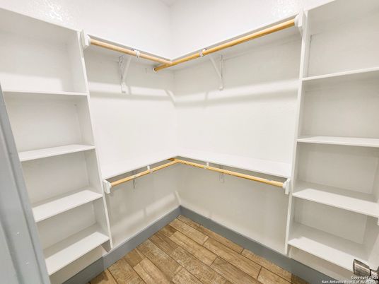 Interior, Walk-in Closets, Wood Texture Flooring