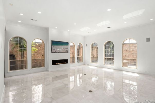 Empty room, Fireplace, Interior, Recessed Lighting