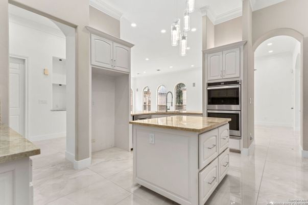 Interior, Kitchen, Pendant Lights, Recessed Lighting, Stainless Steel Appliances
