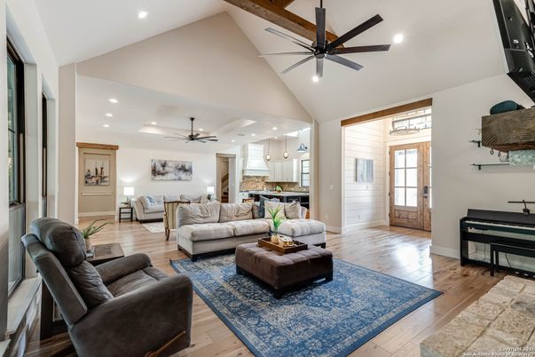 Interior, Kitchen, Living room, Pendant Lights, Piano, Recessed Lighting, Wood Texture Flooring