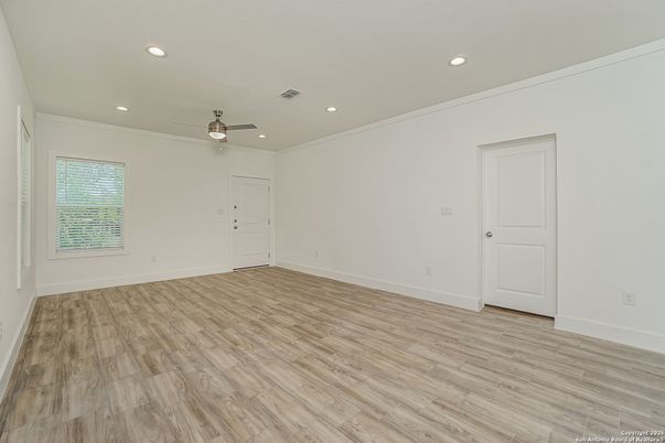 Empty room, Interior, Recessed Lighting, Wood Texture Flooring