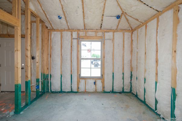 Empty room, Interior, Wooden Beams