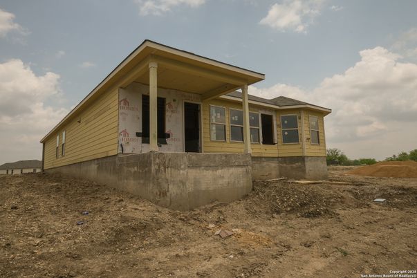 Exterior, Facade, None
