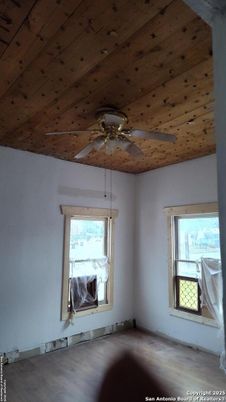 Empty room, Interior, Wooden Ceilings, Wood Texture Flooring