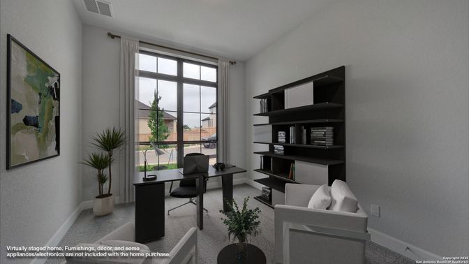 Home Office, Interior